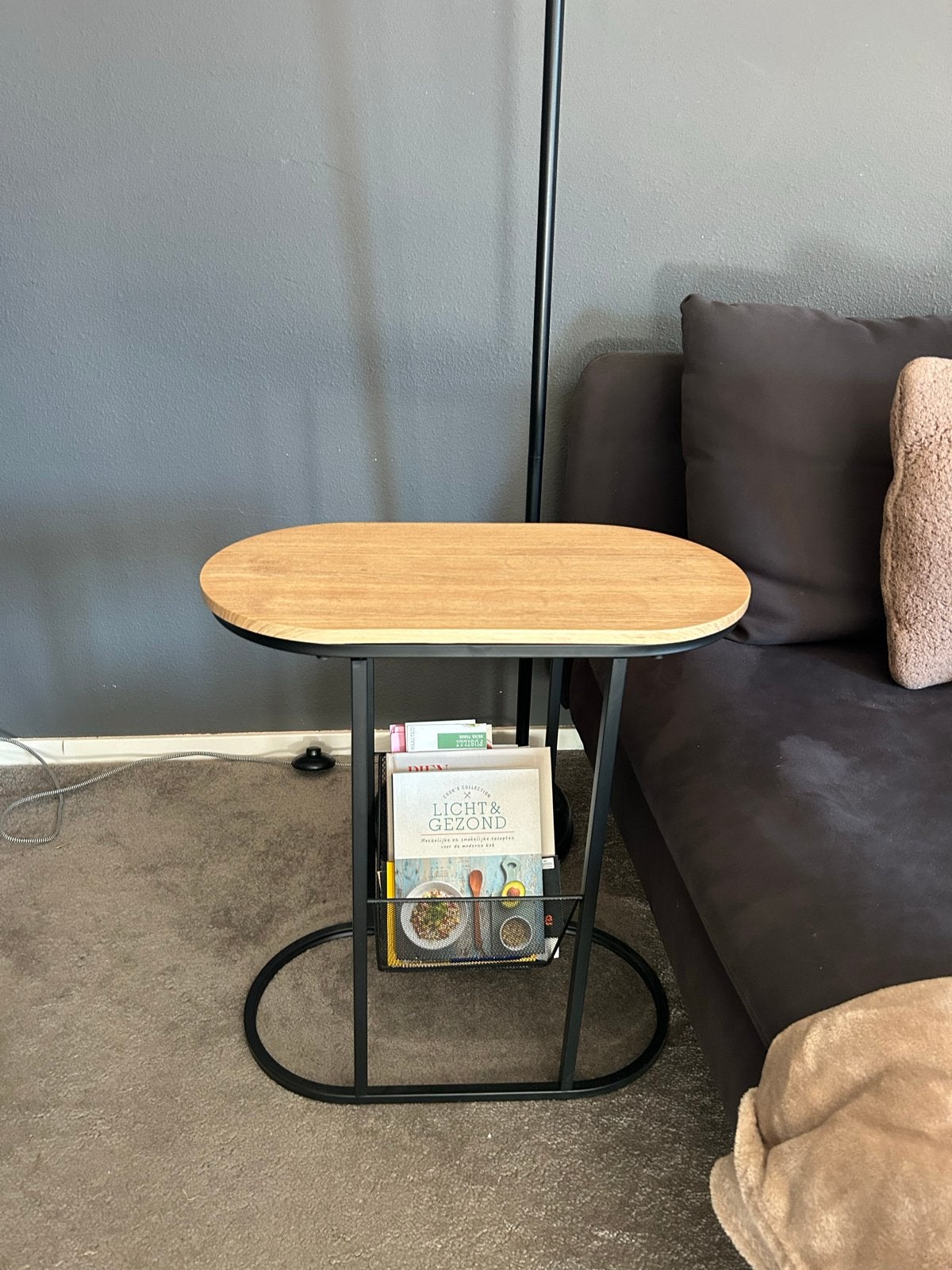 Bijzettafel met tijdschriftenrek - Ovaal, Hout & Metaal, 55 tot 75 cm, Zo goed als nieuw, Ovaal, Hout