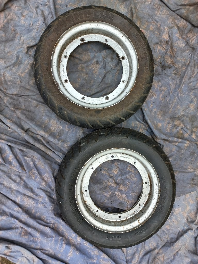 Honda Dax - Velg + Band (2x), Ophalen of Verzenden, Gebruikt