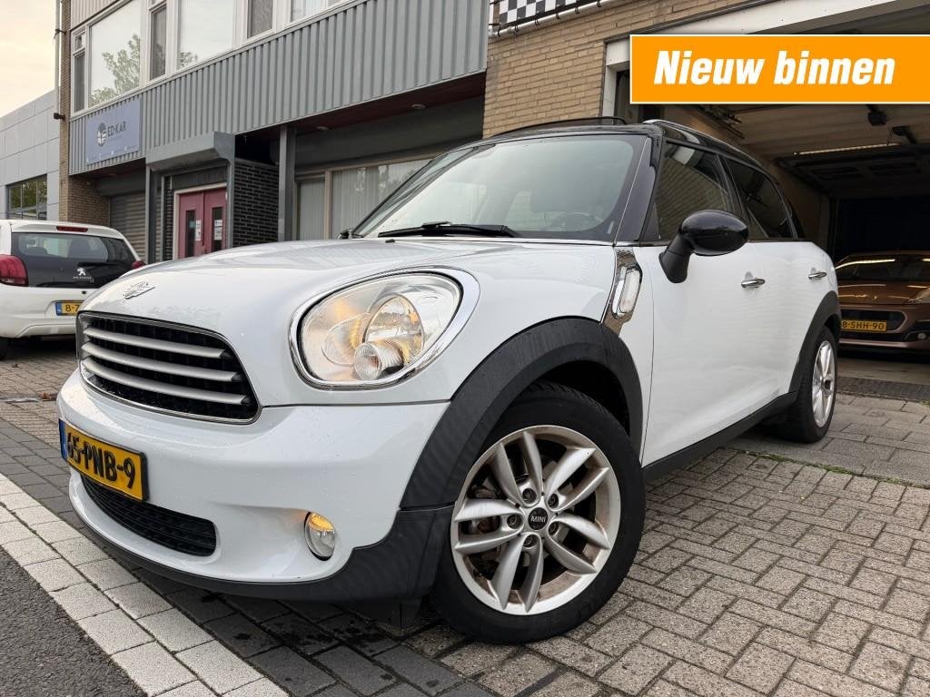 Mini COUNTRYMAN 1.6 Cooper Chili CLIMA NAVI PANO PDC LMV RIJ, Voorwielaandrijving, Euro 5, Gebruikt, 4 stoelen