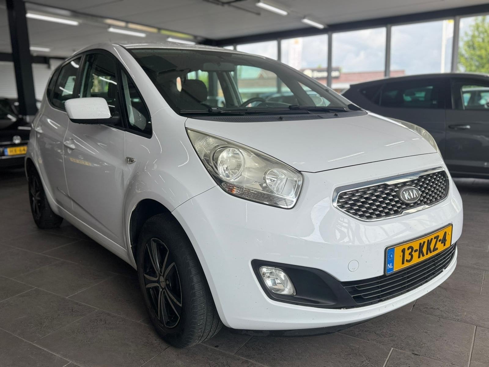 Kia Venga 1.4 CVVT X-tra airco cruise controle lm-velgen ele, Auto's, Voorwielaandrijving, Euro 5, Stof, Gebruikt