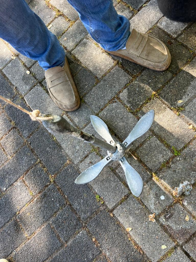 Paraplu anker keurig netjes, Watersport en Boten, Bootonderdelen, Ophalen of Verzenden, Zo goed als nieuw, Ankeren en Afmeren
