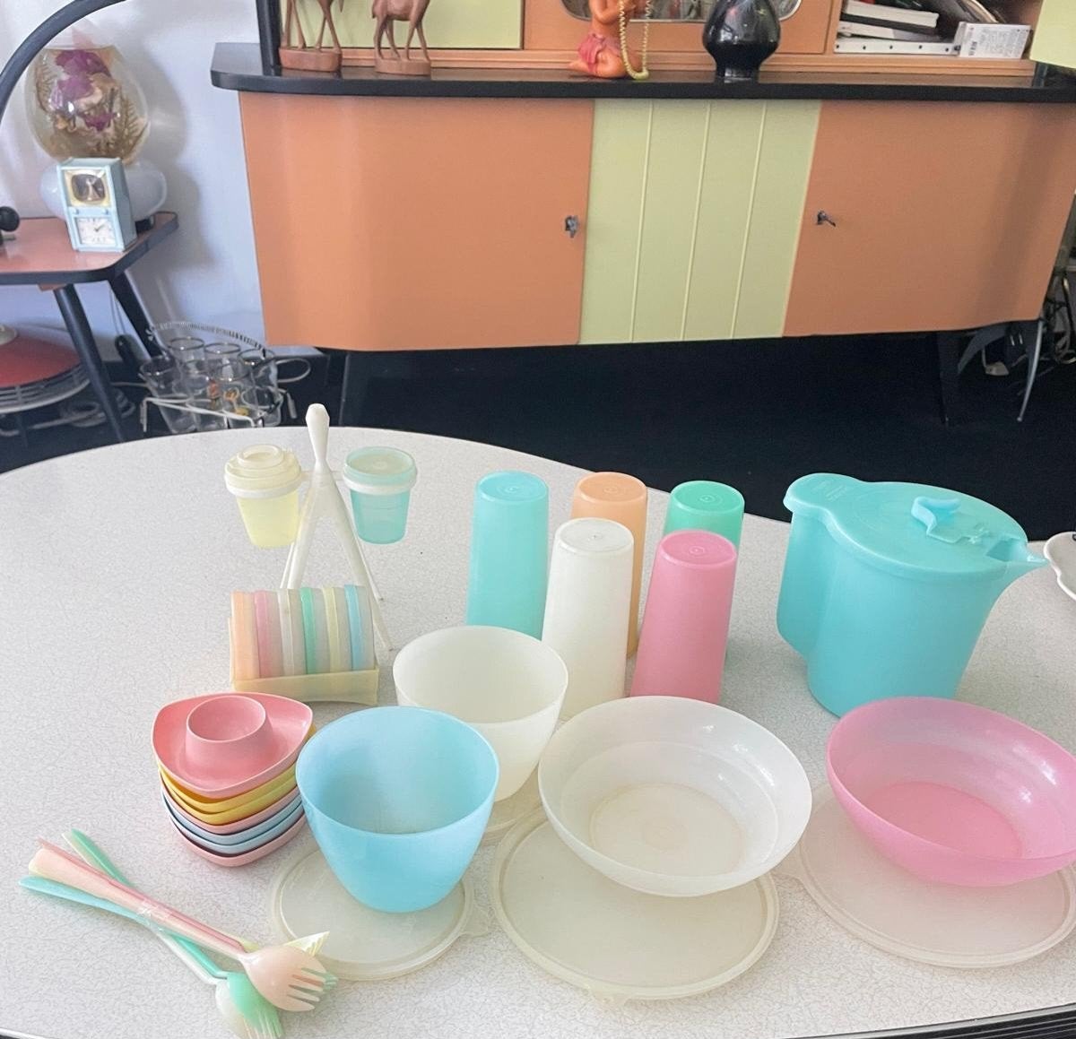 Vintage Tupperware set - Pastelkleurig servies en meer, Huis en Inrichting, Gebruikt, Overige kleuren, Overige typen, Ophalen of Verzenden