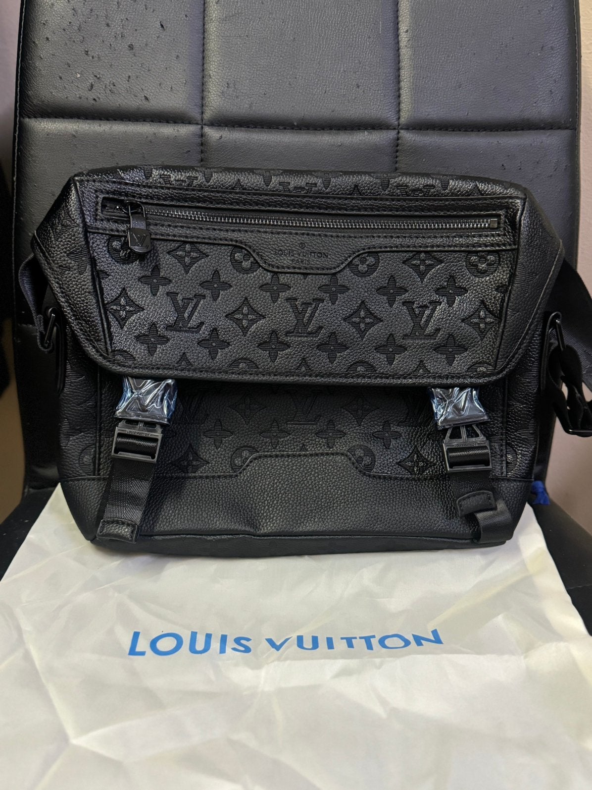 Lv tas heren, Computers en Software, Laptoptassen, Ophalen, Zo goed als nieuw
