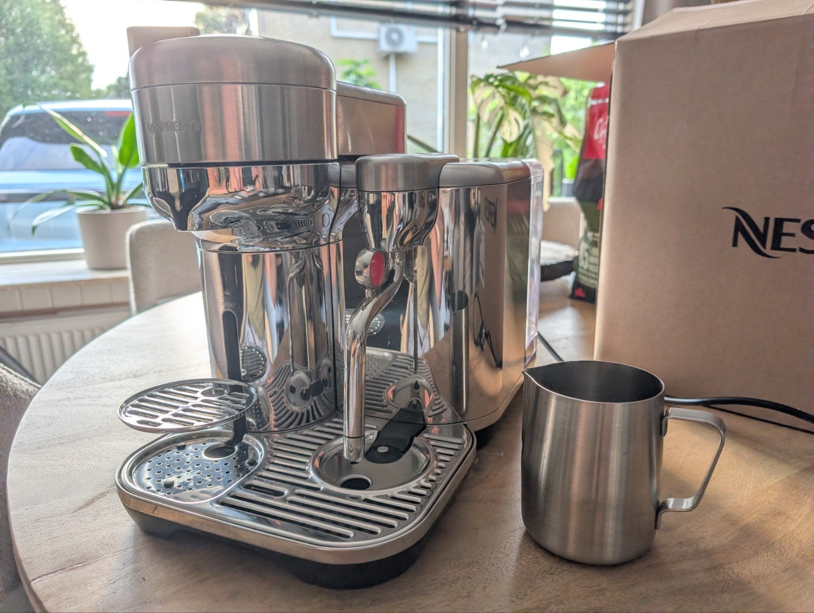Nespresso Vertuo Creatista - Luxe Koffie-ervaring, Koffiepads en cups, Koffiemachine, Ophalen of Verzenden, Zo goed als nieuw