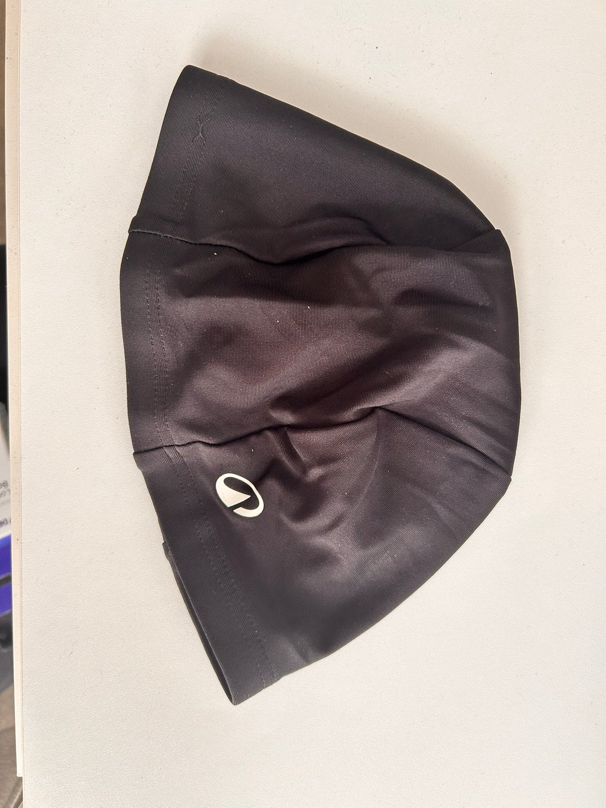 Zwarte badmuts van Decathlon, maat S (53-56 cm), Kleding | Dames, Ophalen of Verzenden, Nieuw, Zwart, Overige typen