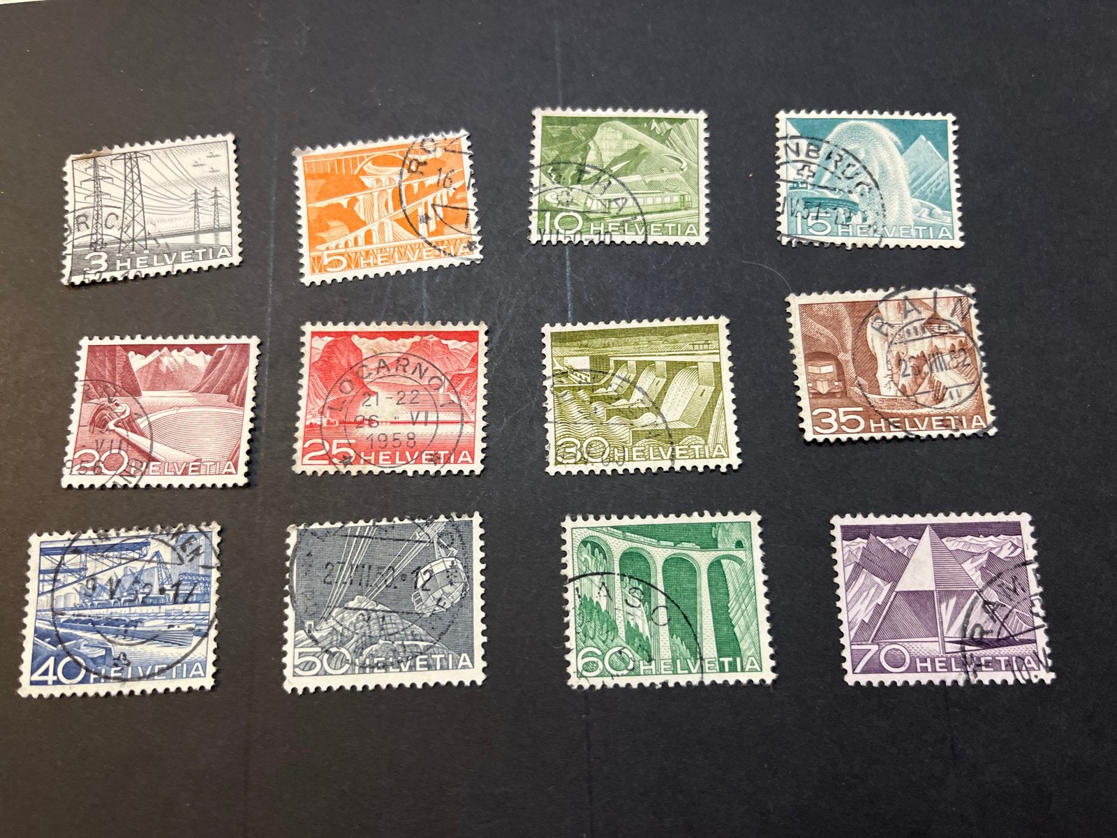 Helvetia serie michel 529-540 gestempeld, Ophalen of Verzenden, Gestempeld