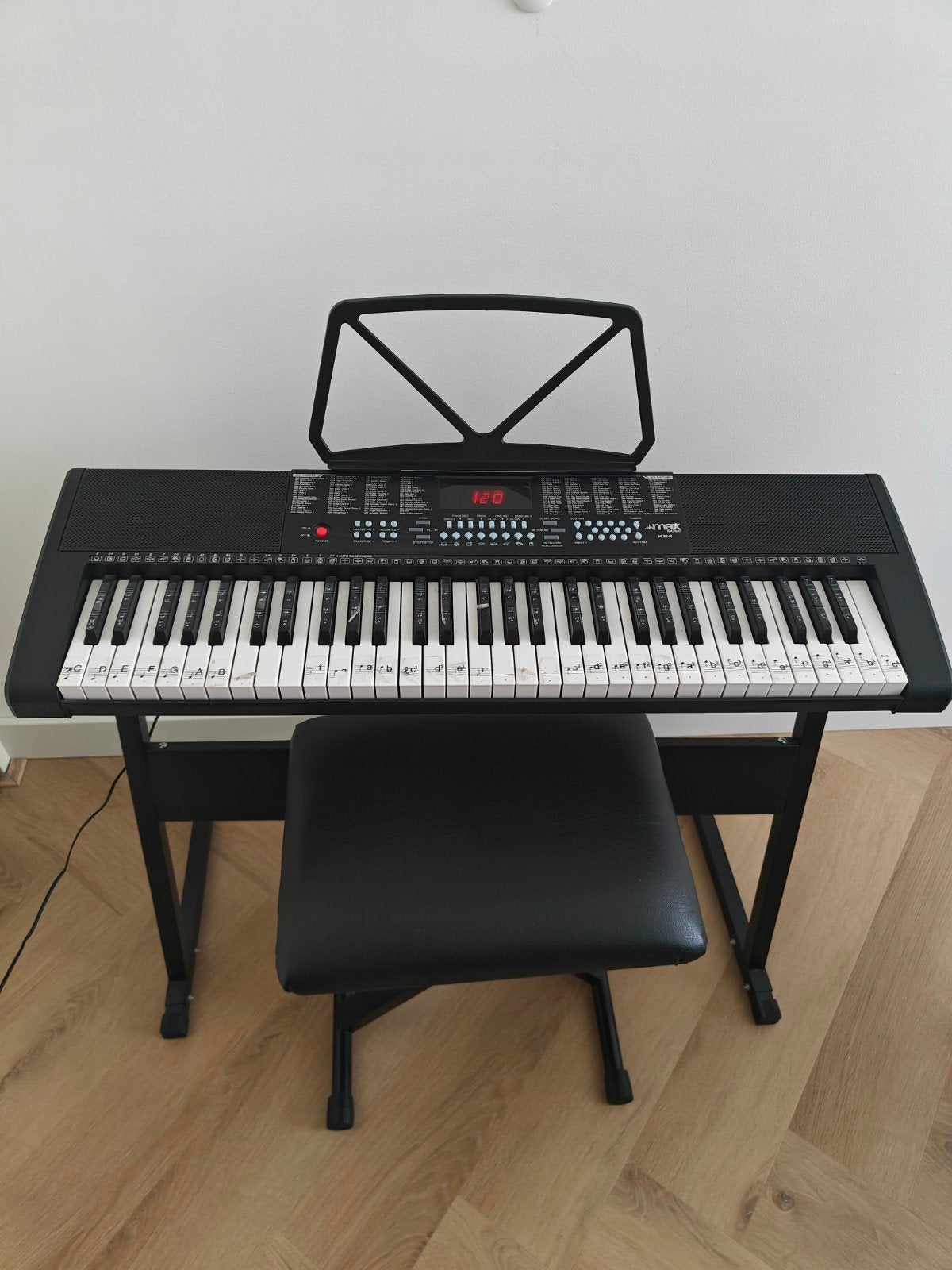 Max Music KB4 Keyboard met standaard en krukje, 61 toetsen, Zo goed als nieuw, Midi-aansluiting, Ophalen