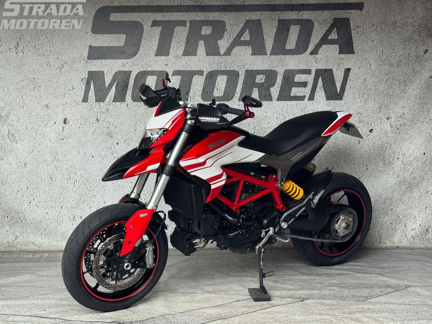 DUCATI HYPERMOTARD 939 (bj 2017), Motoren, Motoren | Ducati, DUCATI, 2 cilinders, Bedrijf, Onbekend