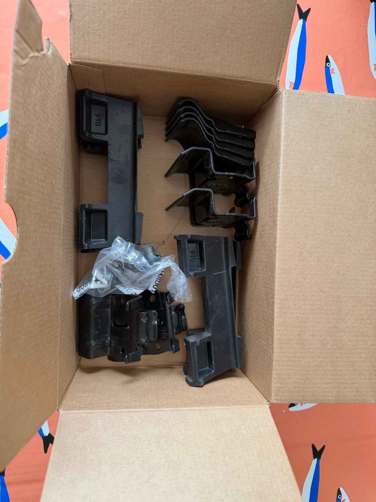 Thule Kit 186013 voor Hyundai Tucson 2015 - Dakdrager, Ophalen of Verzenden, Gebruikt