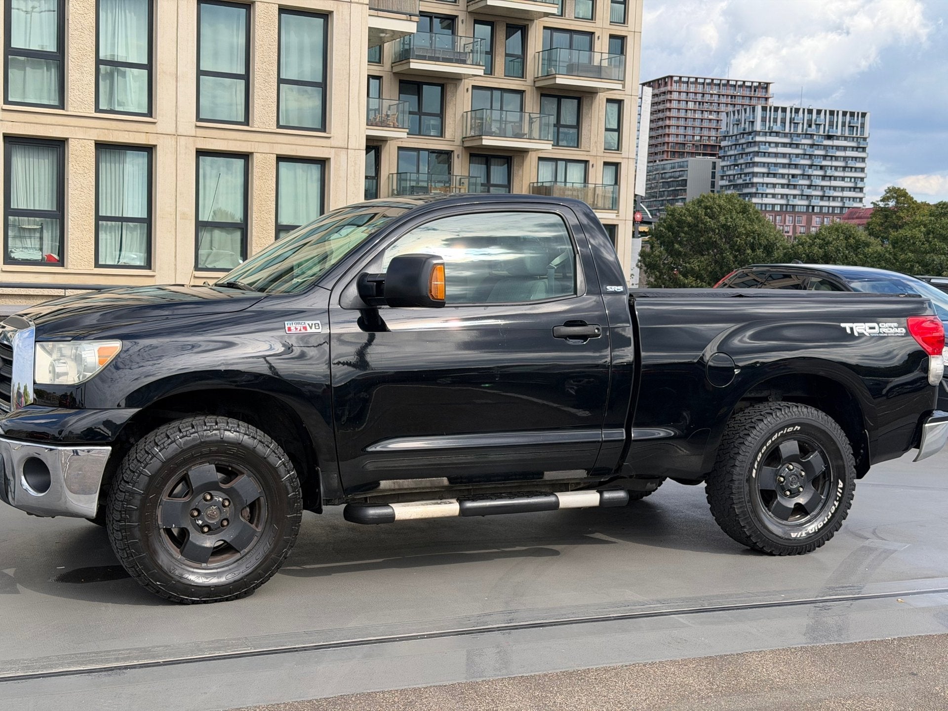 Toyota TUNDRA 5.7 LPG G3 Eerste Eigenaar Camera Cruise Trekh, Auto's, Automaat, Gebruikt, Alcantara, Zwart