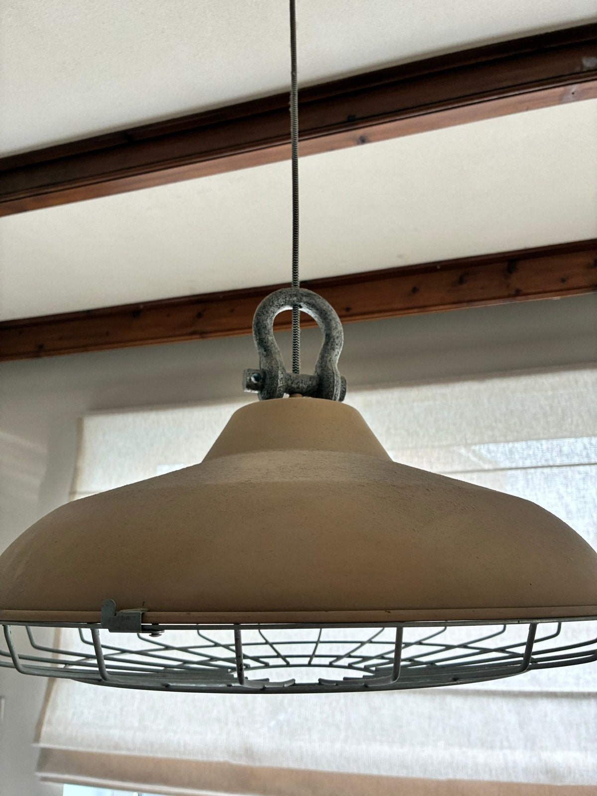 Industriële hanglamp - Pastel geel met rooster, Ophalen, Gebruikt, Metaal, E27 (groot)
