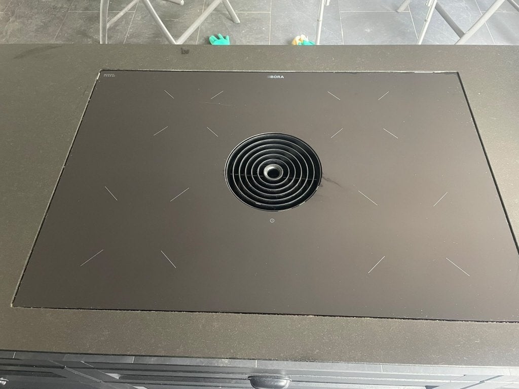 Bora inductiekookplaat met afzuiging, Witgoed en Apparatuur, Ophalen, 4 kookzones, Zo goed als nieuw, Energieklasse A of zuiniger