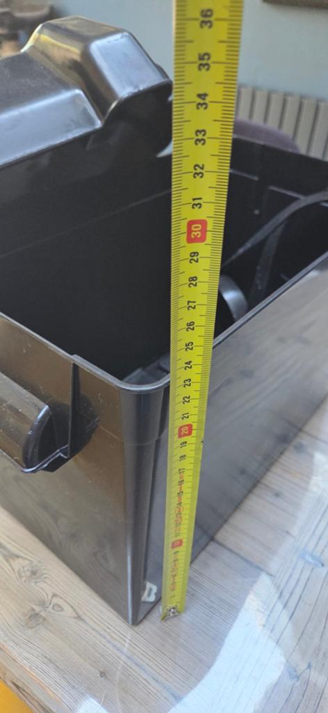 Accubak voor caravan mover accu - 1 seizoen gebruikt, Caravans en Kamperen, Ophalen, Zo goed als nieuw