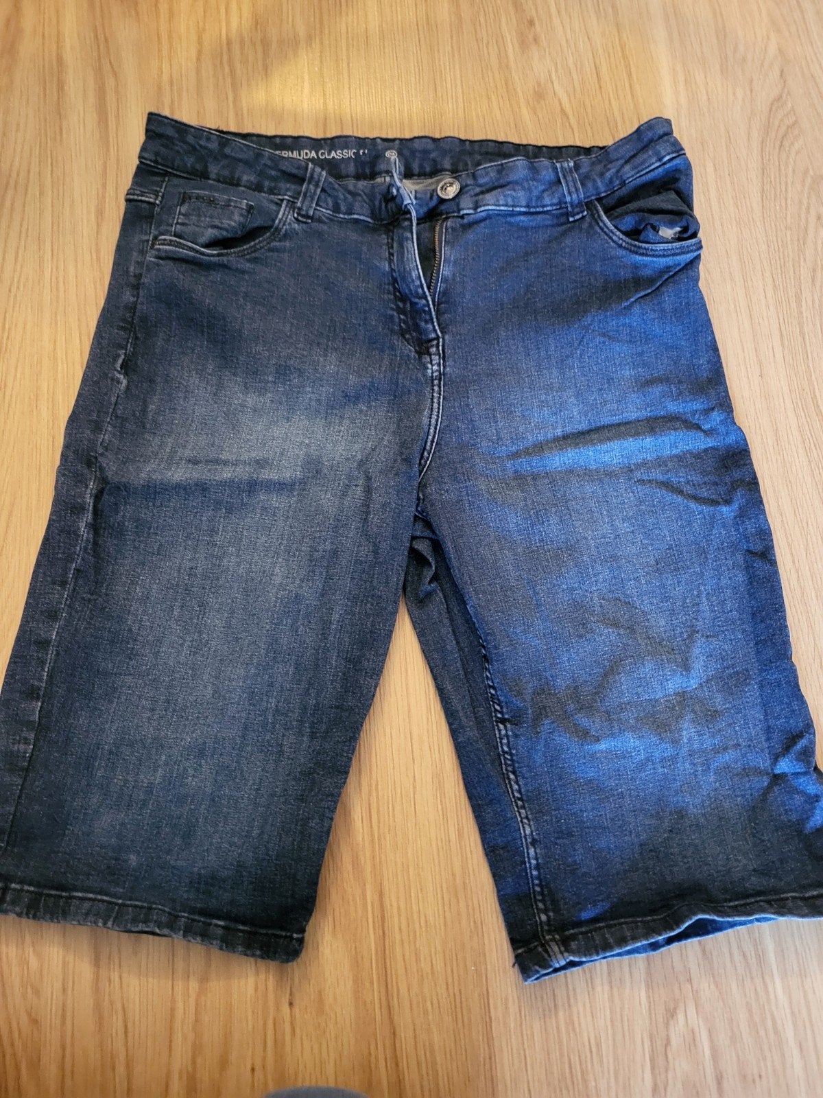Bermuda jeans c en a maat 42, Ophalen of Verzenden, Zo goed als nieuw, Blauw, W33 - W36 (confectie 42/44)