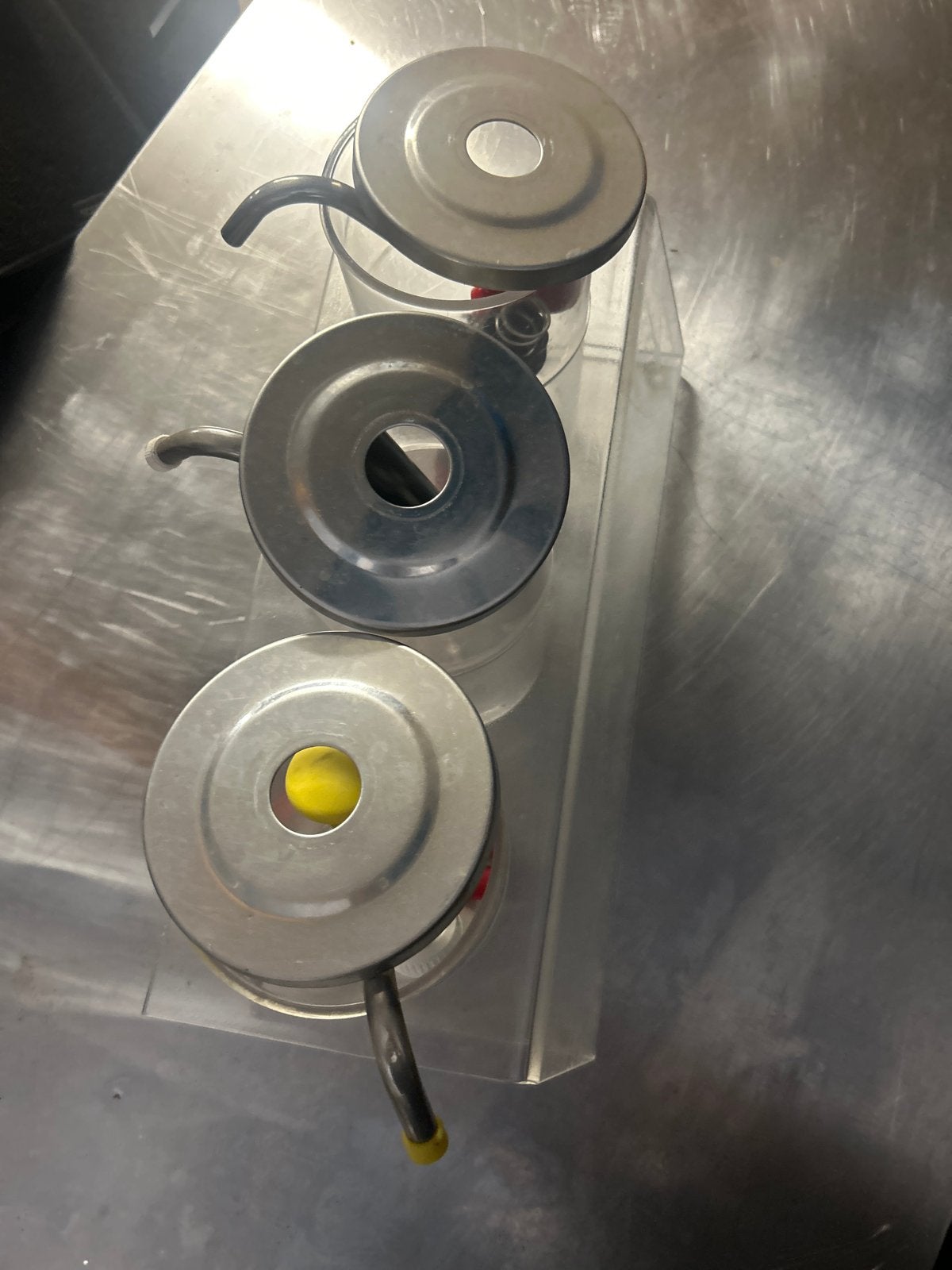 Sausdispenser met 3 pompen en houder, Overige typen, Ophalen of Verzenden, Gebruikt