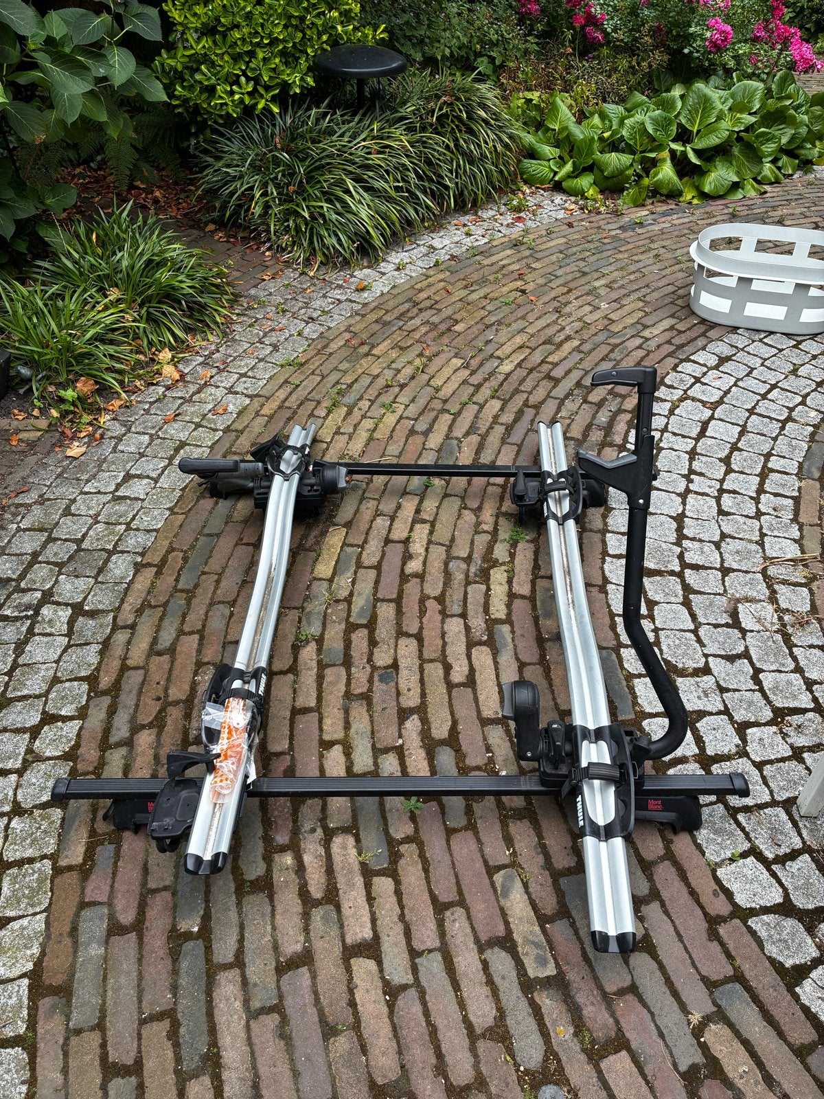 Thule ProRide 591 fietsendrager met sleutels, Auto diversen, Fietsendragers, Ophalen, 2 fietsen, Gebruikt, Dakdrager