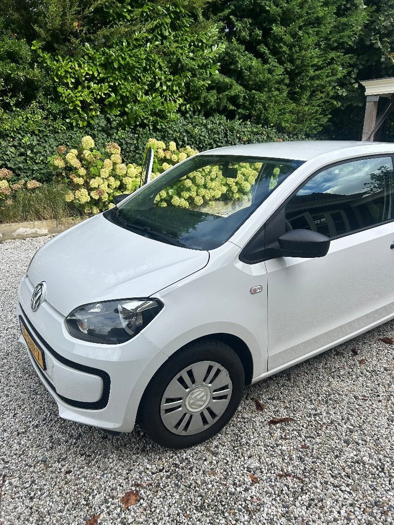 Volkswagen up! 1.0 44KW 2012 Wit, Auto's, Voorwielaandrijving, Stof, 840 kg, 4 stoelen
