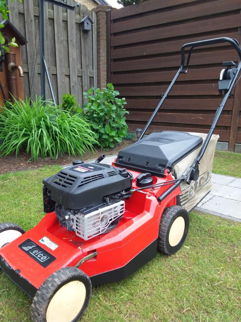 Grasmaaier benzine  met opvangzak en 47 cm breed aluminium., Tuin en Terras, Grasmaaiers, Ophalen, Cirkelmaaier, Gebruikt, 40 t/m 49 cm