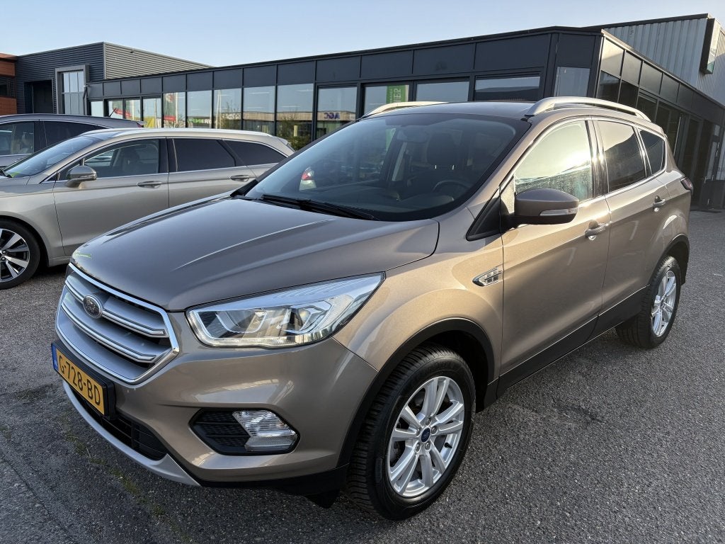 Ford Kuga 1.5 EcoBoost Titanium (bj 2019), Auto's, Ford, Automatische klimaatregeling, 12 maanden, Stof, 4 cilinders
