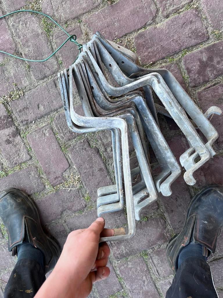 Dakgootbeugel goot vak, Doe-het-zelf en Verbouw, Ophalen, Gebruikt, 100 tot 250 mm, Overige typen
