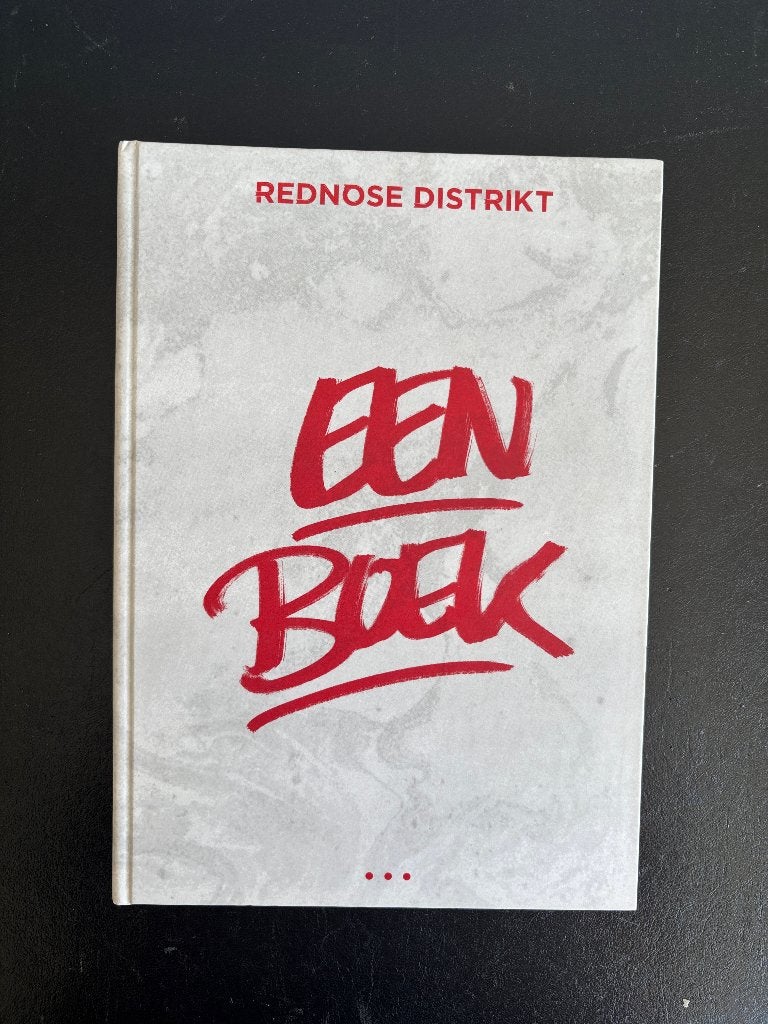 Rednose Distrikt - Een Boek - 2014 - Gesigneerd Kid Sublime, Ophalen of Verzenden, Zo goed als nieuw, Artiest