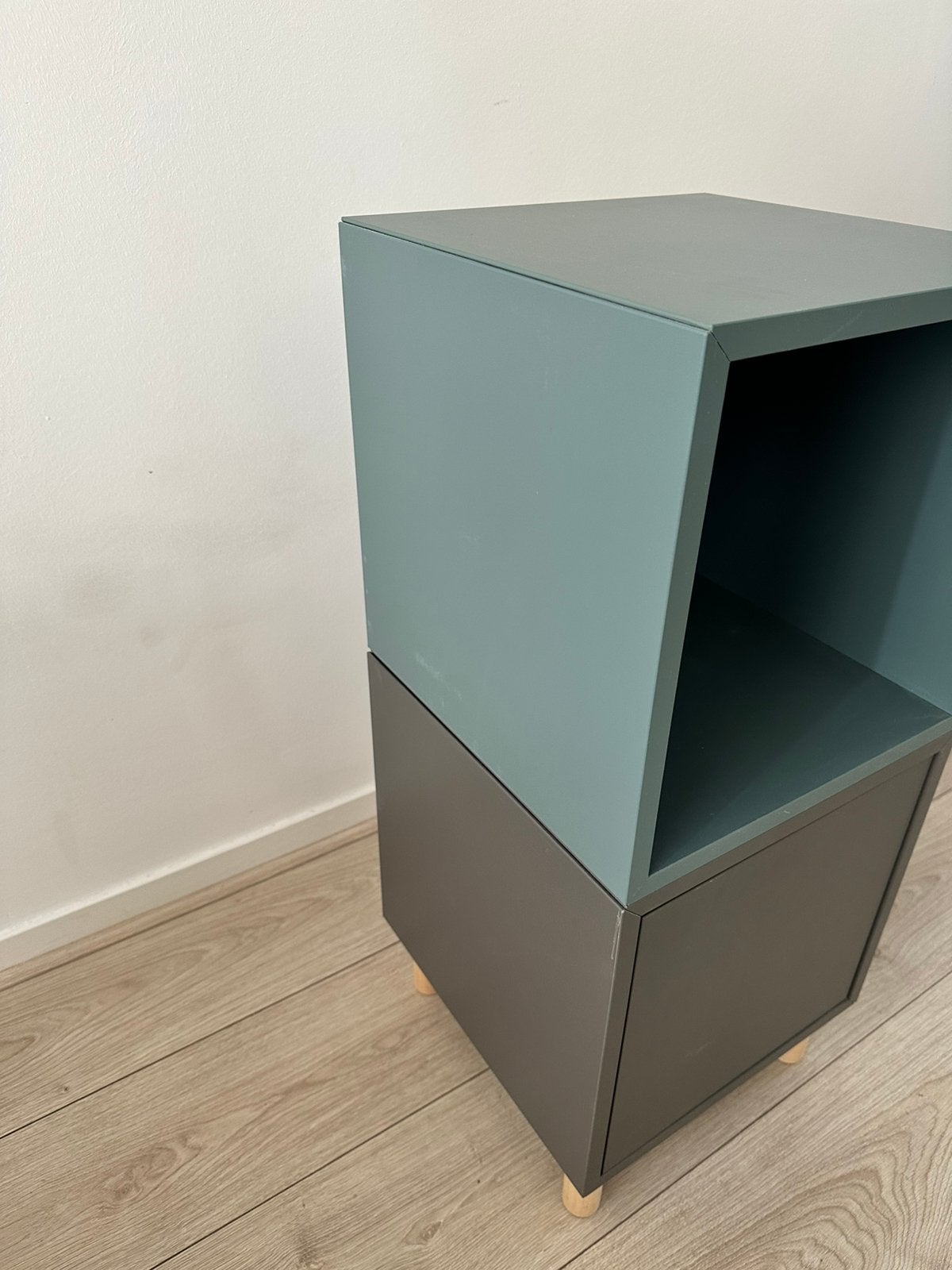 Foto 4 van Gratis Ikea Eket kast