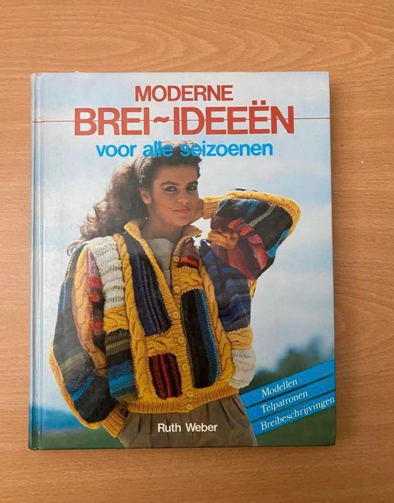 Vintage breiboek - Moderne brei ideeën, Ophalen of Verzenden, Zo goed als nieuw, Breien, Patroon of Boek