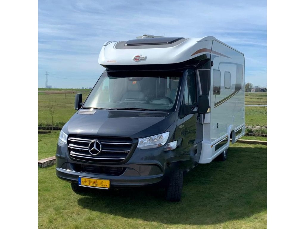 Bürstner 690 Lyseo M harmony line (1042200), Caravans en Kamperen, Campers, Automaat, Ringverwarming, Luifel, Particulier