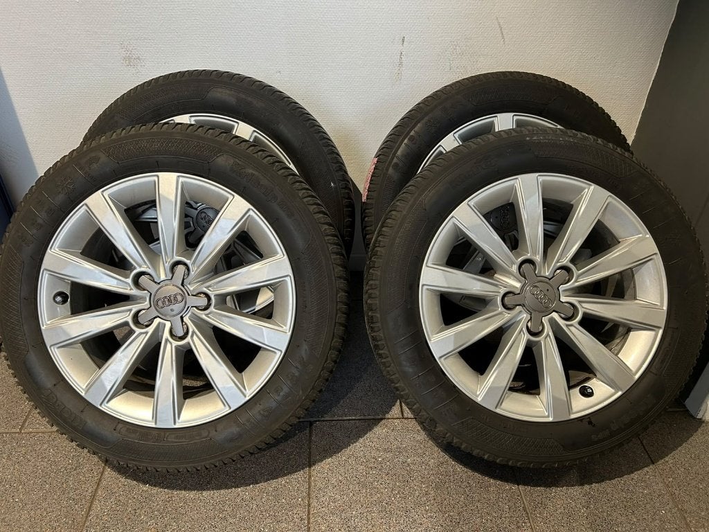 Audi A1 velgen met winterbanden, Ophalen, Gebruikt, 16 inch, Banden en Velgen