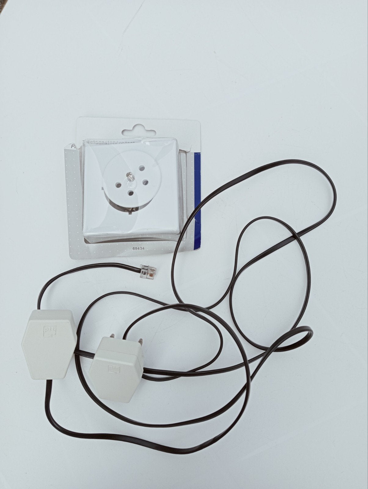 Telefoon stopcontact 8x8cm nieuw in verpakking + accessoires, Ophalen of Verzenden, Nieuw