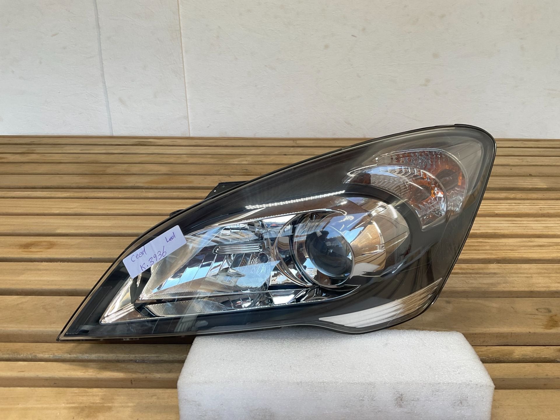 Koplamp Kia Ceed I 2006 2012 921011H k-3936, Heolleung-ro 12
06797  Seoul, Ophalen of Verzenden, Info@kia.com, Kia Corporation