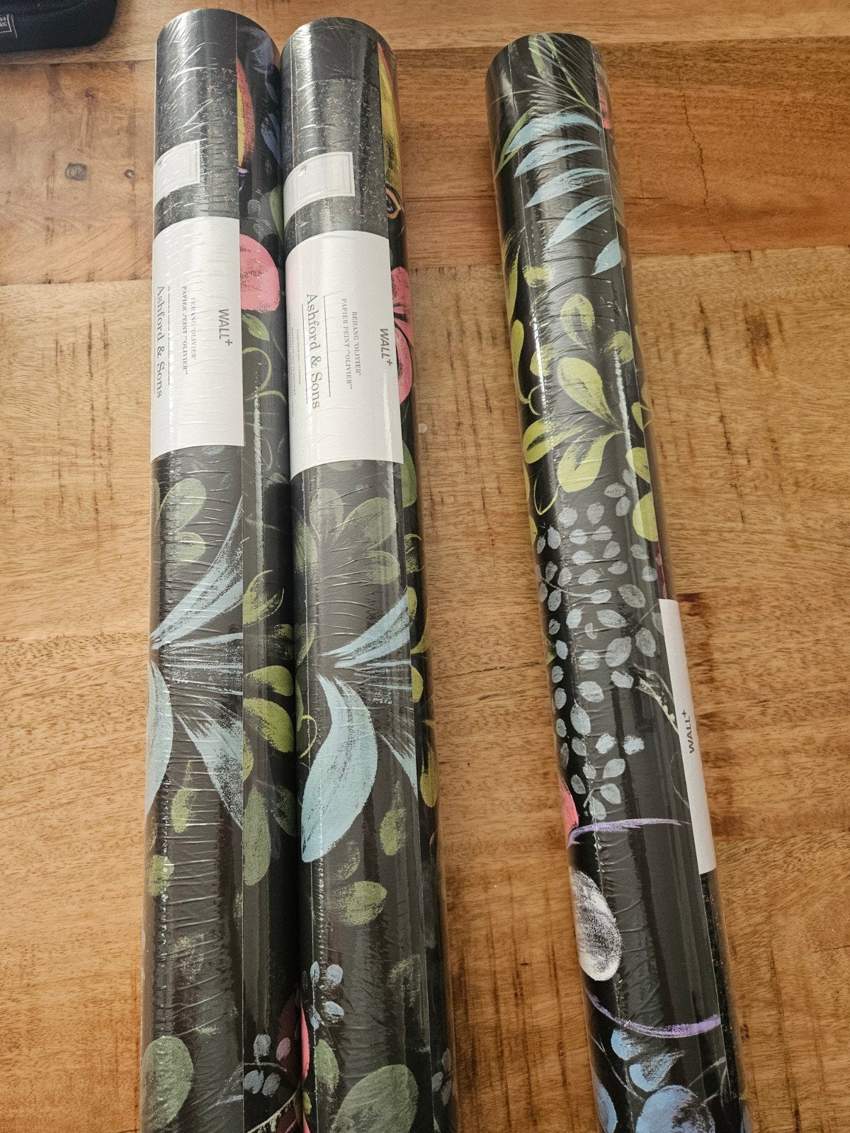 Nieuw Vliesbehang met Bloemenpatroon - 3 Rollen, Bloemen, Natuurlijk, Overige merken, Ophalen of Verzenden