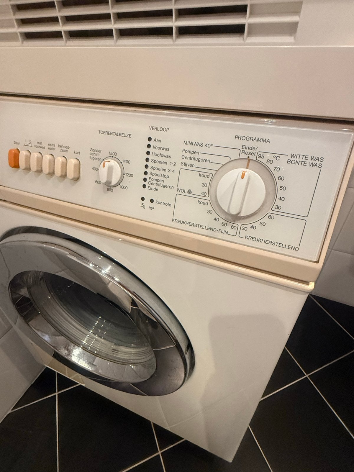 Miele Wasmachine en droger, in goede staat, Ophalen, Gebruikt, Voorlader, Wolwasprogramma