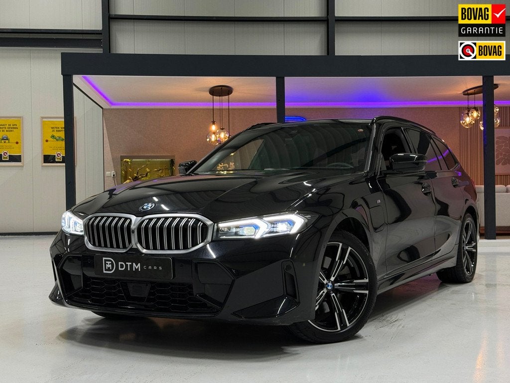BMW 3-serie Touring 330e M Sport High Executive | Trekhaak |, Auto's, Automaat, 1998 cc, Achterwielaandrijving, 4 cilinders