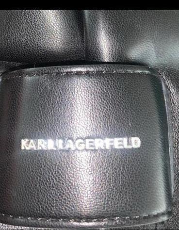 Karl Lagerfeld Zwarte Gewatteerde Tas met Studs, Sieraden, Tassen en Uiterlijk, Tassen | Schoudertassen, Ophalen of Verzenden