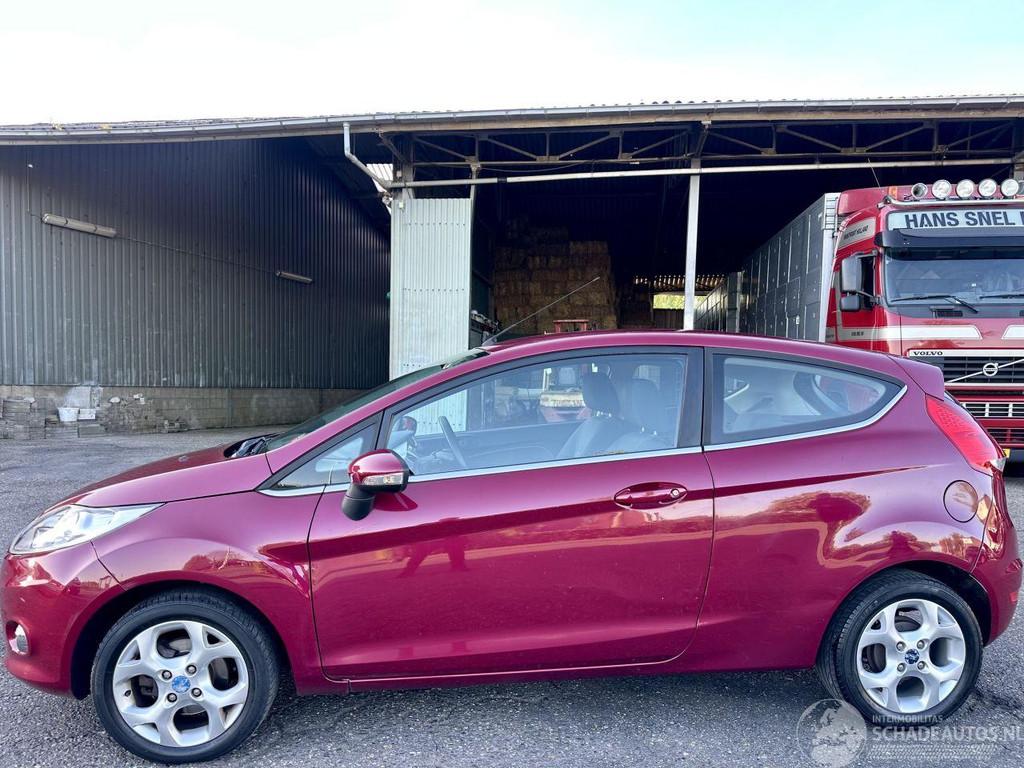 Ford Fiesta 1.25i 82pk Titanium 3drs - nap - airco - elektr, Auto diversen, Schadeauto's, Ford, Handgeschakeld, Benzine, Hatchback