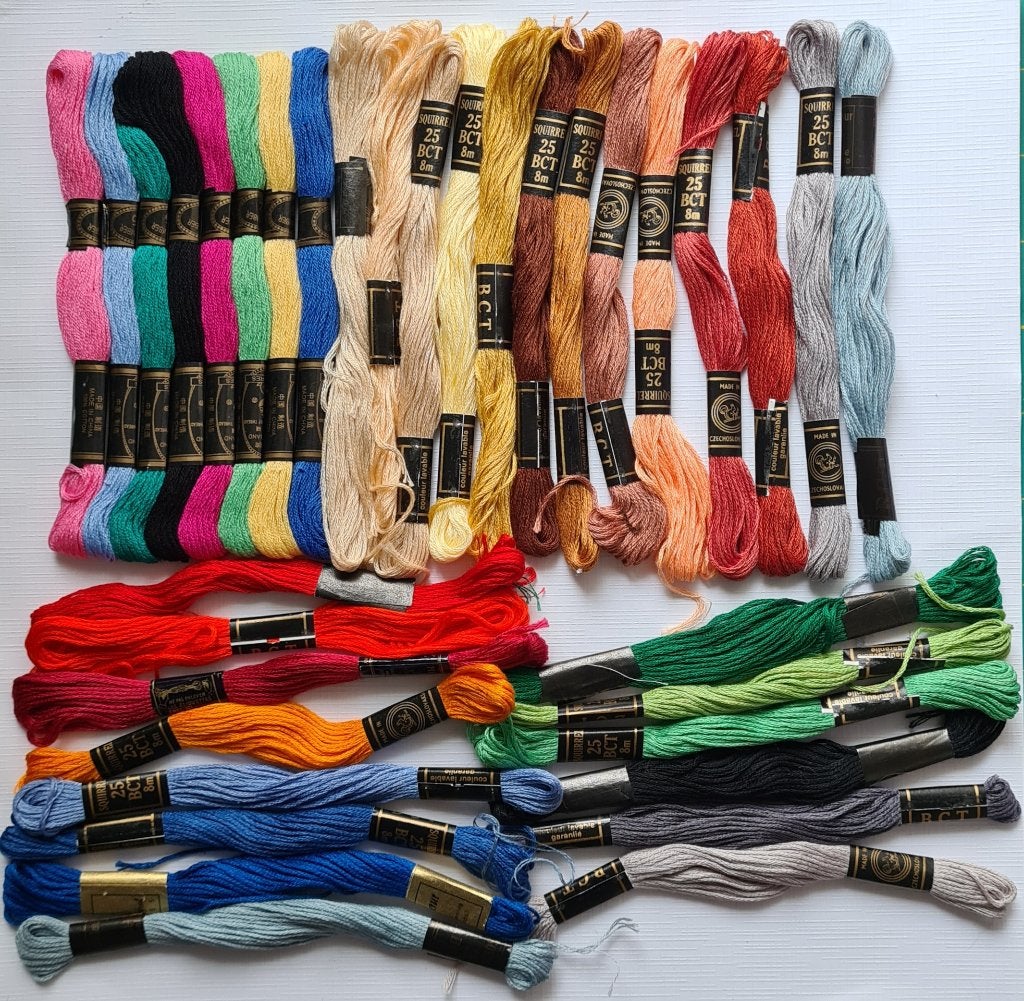 Borduurgaren 35 strengetjes diverse kleuren zie foto's, Hobby en Vrije tijd, Ophalen, Nieuw, Handborduren, Borduurgaren of Zijde