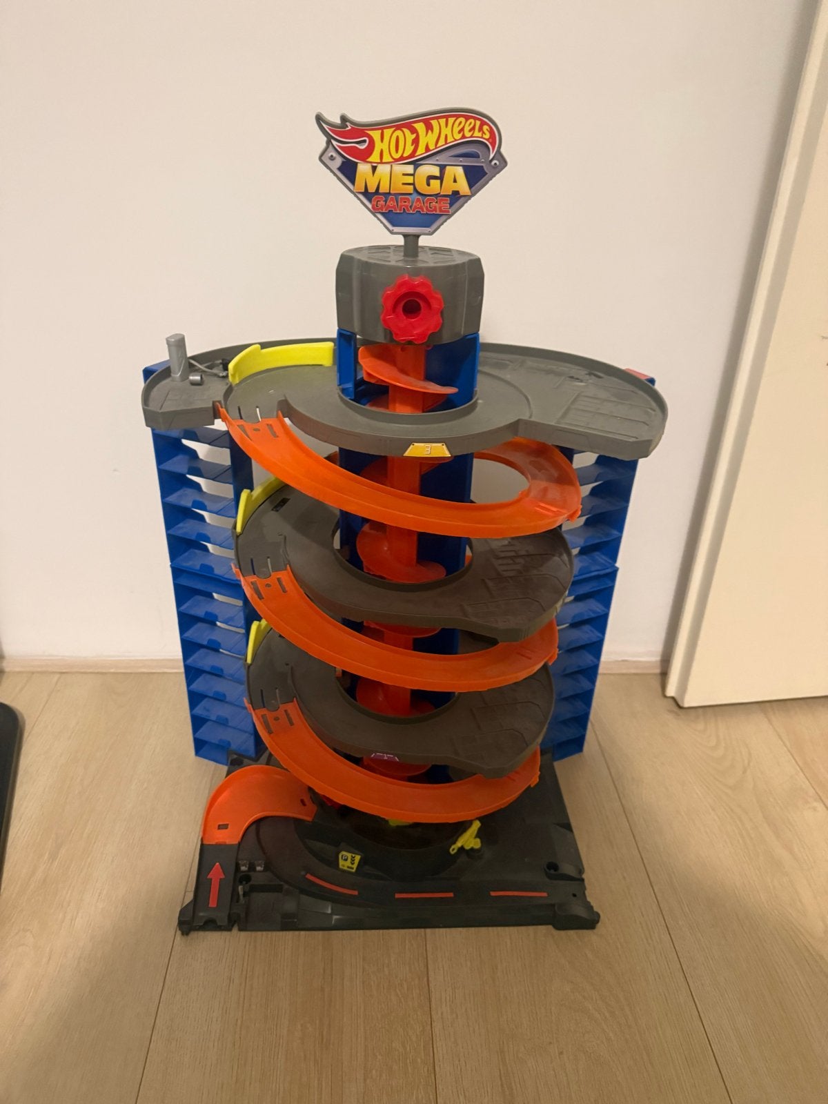Hot Wheels Mega Garage Speelset, Kinderen en Baby's, Ophalen, Gebruikt