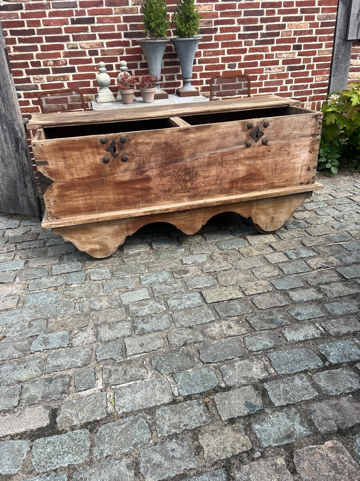 Houten antieke kist op wielen, Ophalen, 50 tot 100 cm, Zo goed als nieuw, 75 tot 100 cm