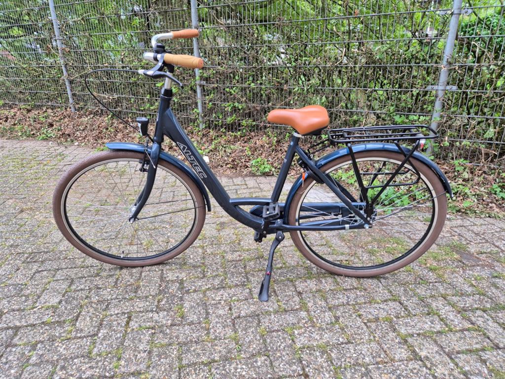 Altec Trend Damesfiets 28 inch 49 cm Blauw, Fietsen en Brommers, Fietsen | Dames | Damesfietsen, Terugtraprem, 47 tot 50 cm, Zo goed als nieuw