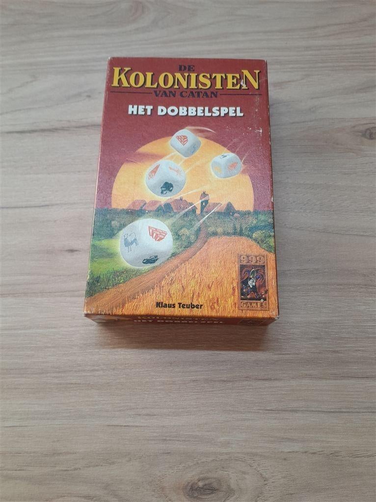 De kolonisten van Catan - het dobbelspel - s3739, Hobby en Vrije tijd, Gezelschapsspellen | Bordspellen, Verzenden, Zo goed als nieuw
