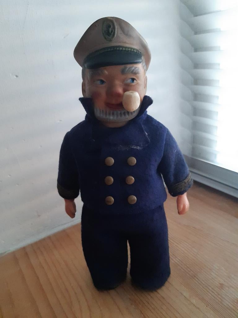 Oude Schipper/Kapitein.  Visser. Marine poppetje., Ophalen of Verzenden, Zo goed als nieuw