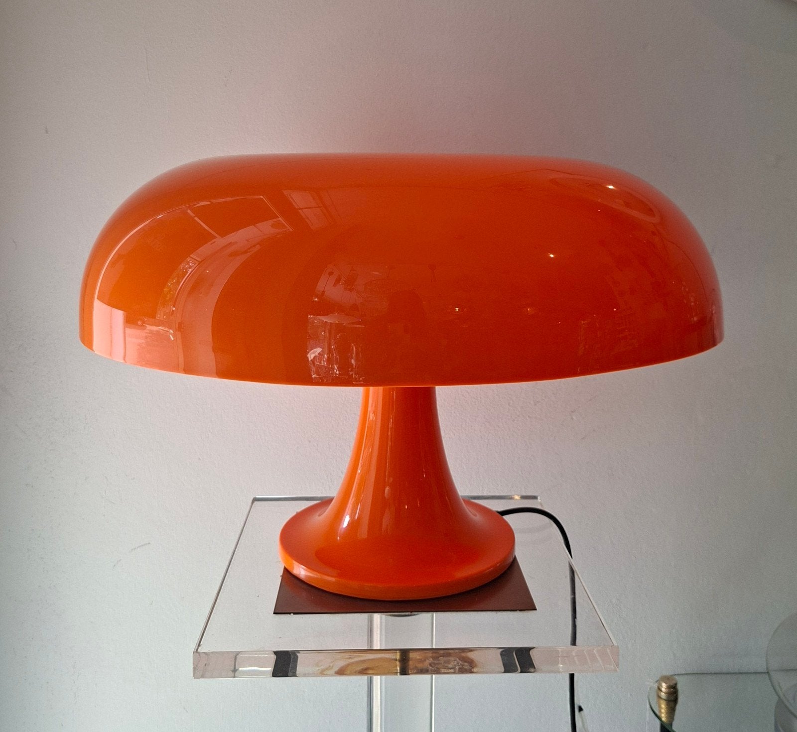 Artemide Nesso, Ophalen, Artemide