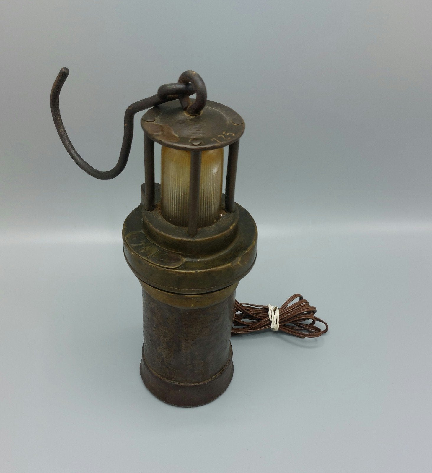 Antieke mijnwerkerslamp nr. 725/2819, Antiek en Kunst, Ophalen of Verzenden