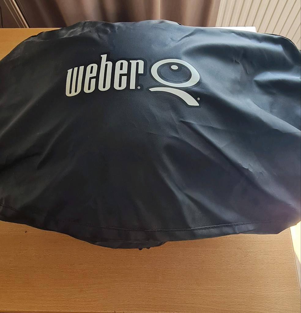 Weber  Barbecue Q1400 met Beschermhoes, Tuin en Terras, Barbecue-accessoires, Zo goed als nieuw, Ophalen