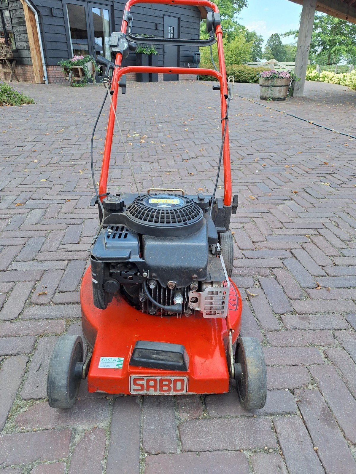 Sabo grasmaaier - Beurt nodig, zonder opvangbak, Ophalen, Gebruikt, Benzine-grasmaaier, Sabo