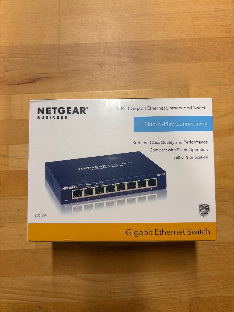 NETGEAR GS108GE 8-Port Gigabit Switch - Nieuw!, Ophalen, -, NETGEAR, -