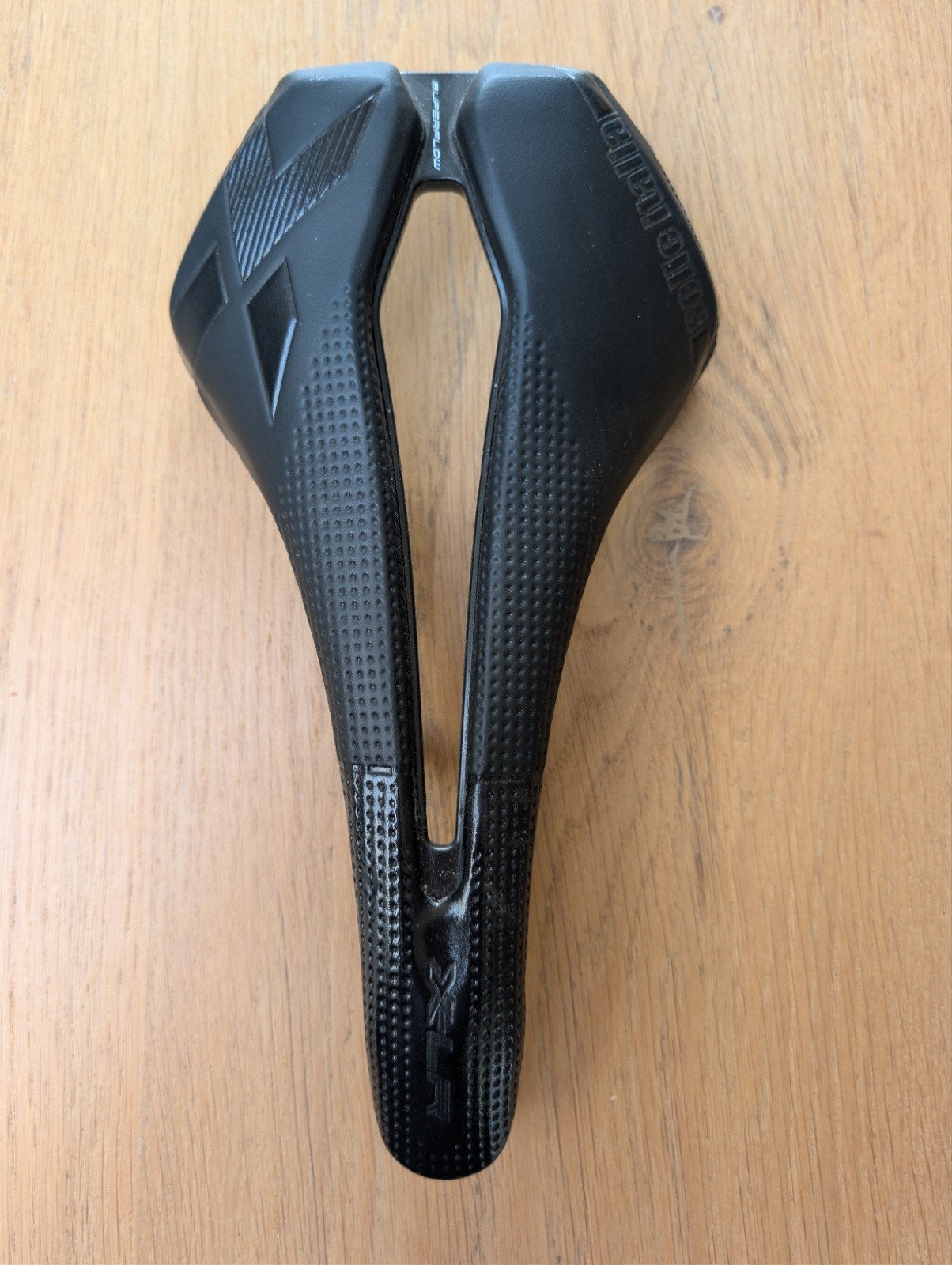 Selle Italia XLR Zadel 143mm - Zo goed als nieuw, Titanium, Gravelbike, Ophalen of Verzenden, Zo goed als nieuw