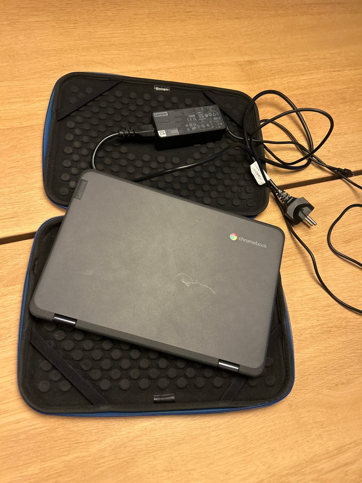 Lenovo Chromebook - Ideaal voor school of werk, Ophalen, Qwerty, Touchscreen, 32 GB of minder