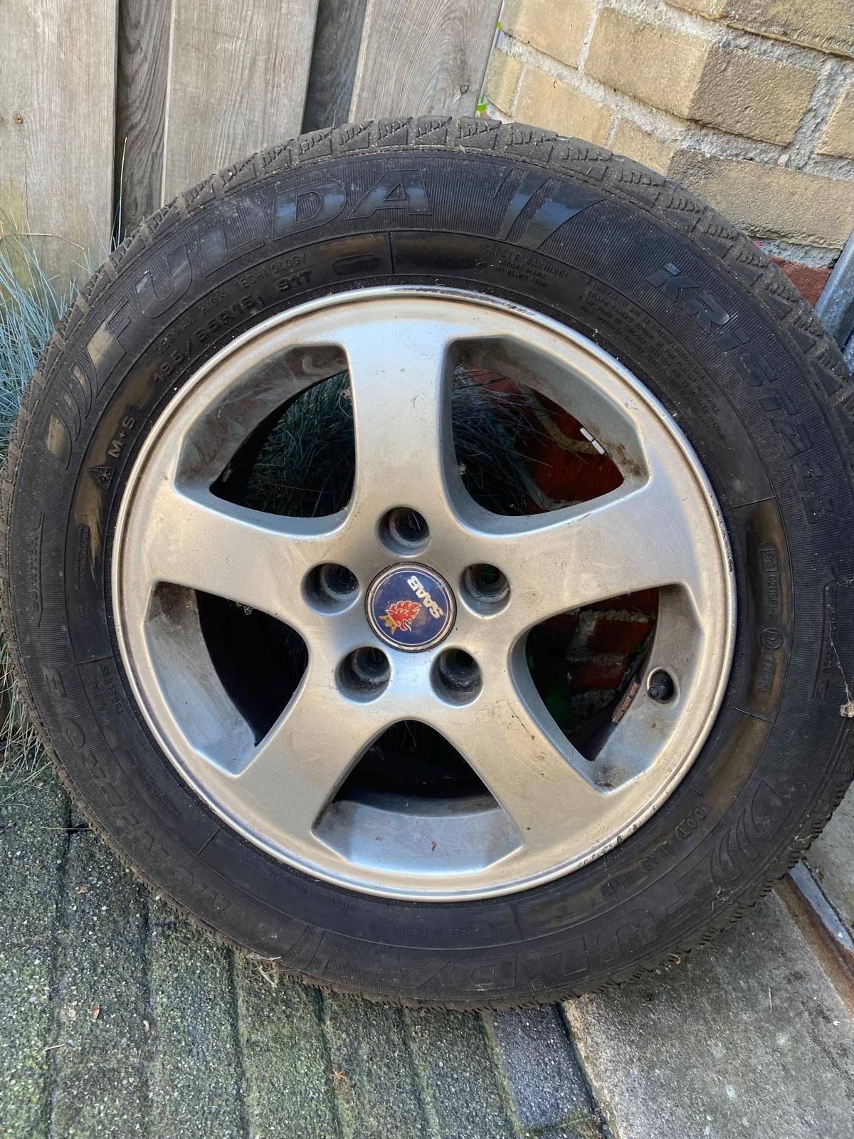 Saab velgen met Fulda winterbanden - 195/65R15, Ophalen, Gebruikt, 15 inch, Banden en Velgen